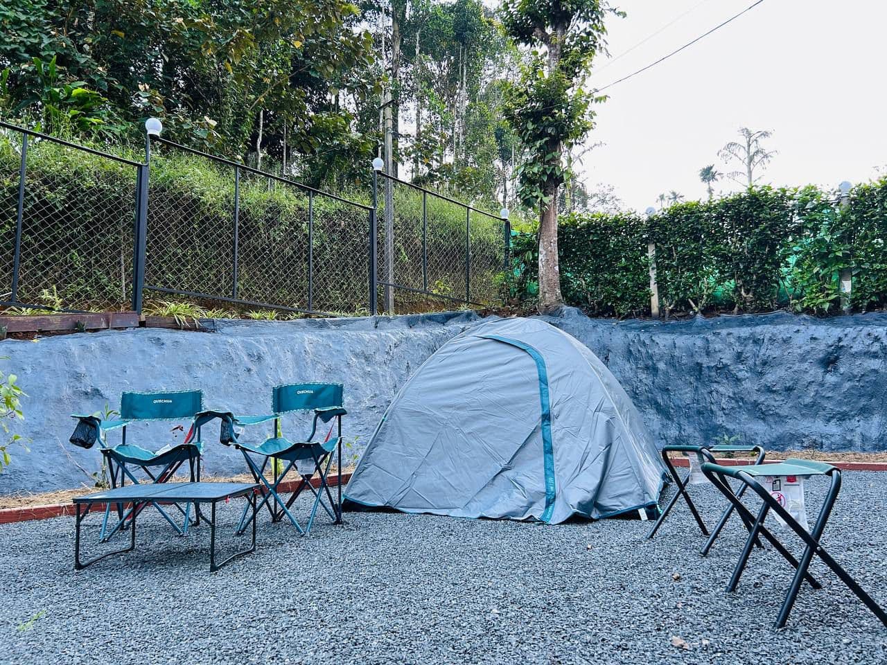Tent stay