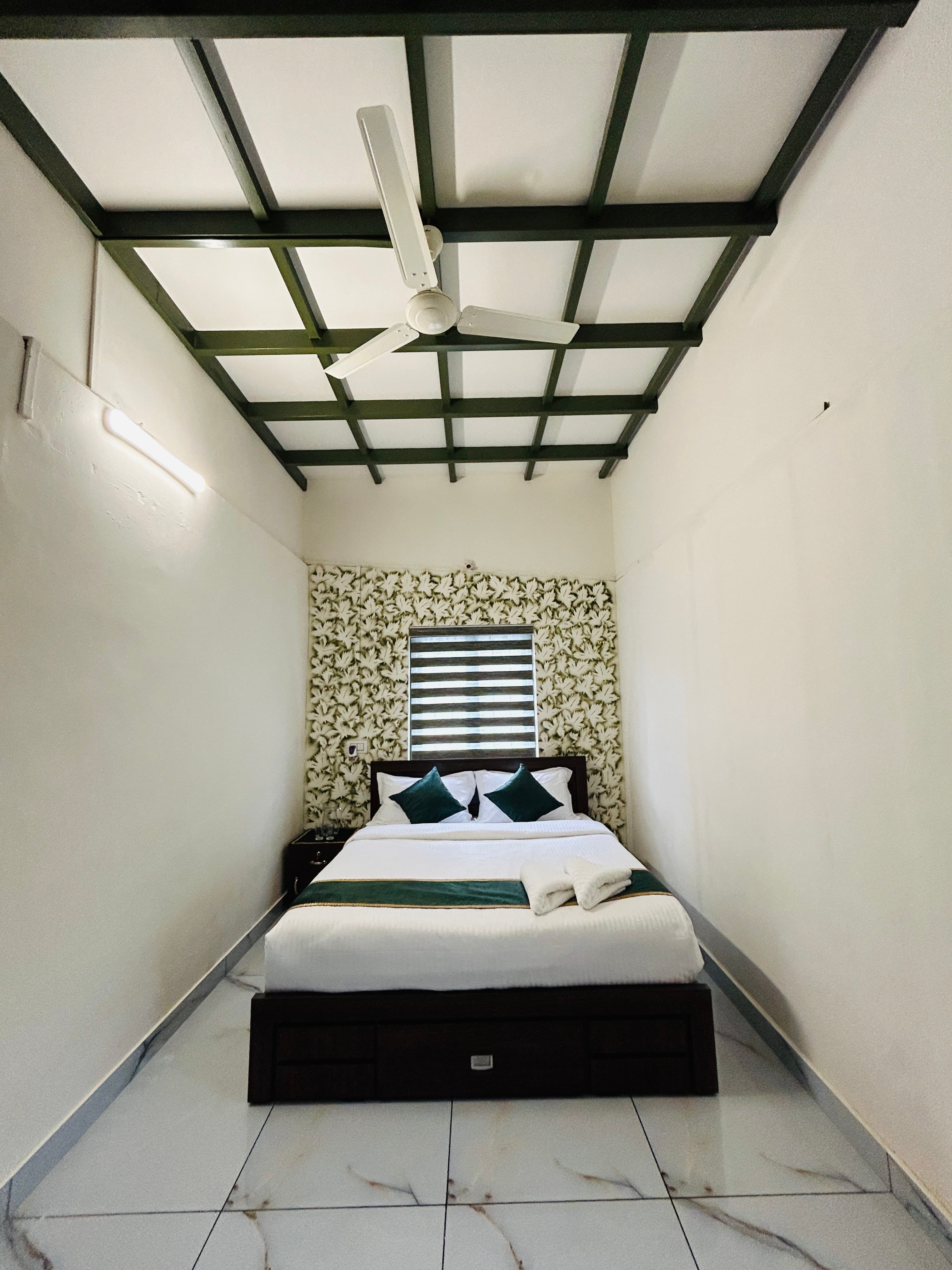 Premium Lake View Rooms